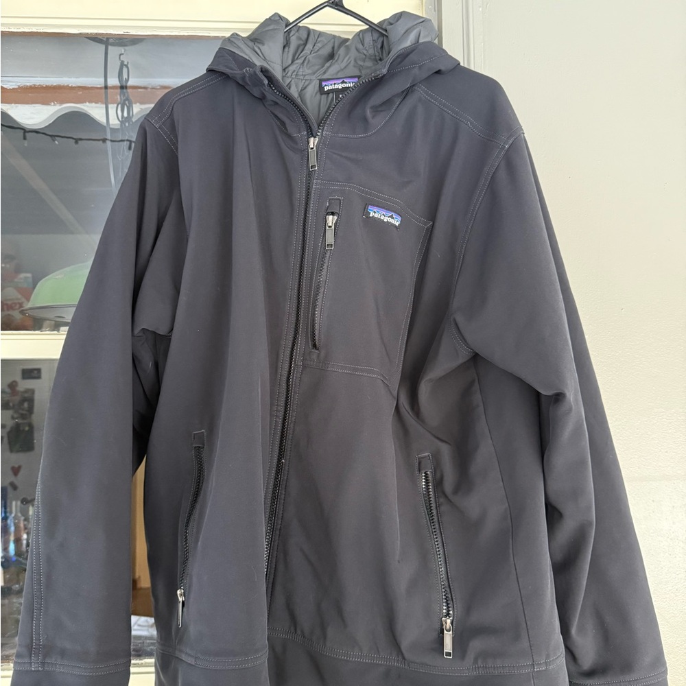Patagonia Men's Dark Gray Performance Jacket